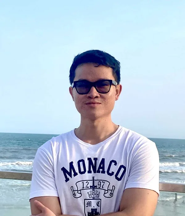 Khang Son (Chris)
